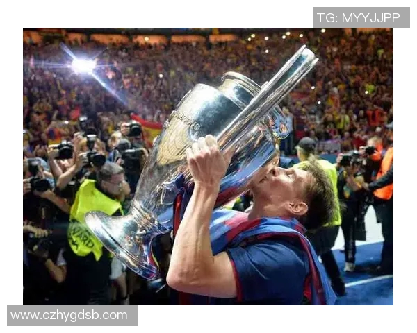 丹麦足球传奇巨星的荣耀之路与国家队辉煌历程解析 丹麦足球传奇巨星的荣耀之路与国家队辉煌历程解析