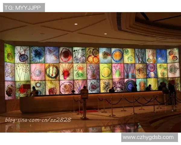 足球传奇玻璃画艺术展:用玻璃艺术再现球星风采与经典瞬间 足球传奇玻璃画艺术展:用玻璃艺术再现球星风采与经典瞬间